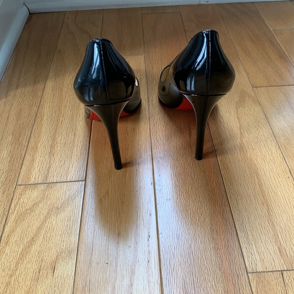 Christian Louboutin Pigalle 100 Black Patent Pump - Picture 4 of 14